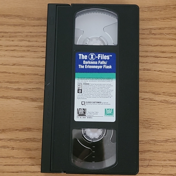 X-Files Boxed VHS Tapes 📼 - Picture 8 of 9